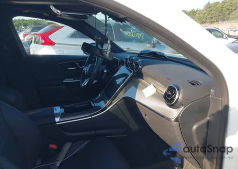 2024 Mercedes-Benz Glc z USA, uszkodzony, nr VIN W1NKM4HB7RF203786